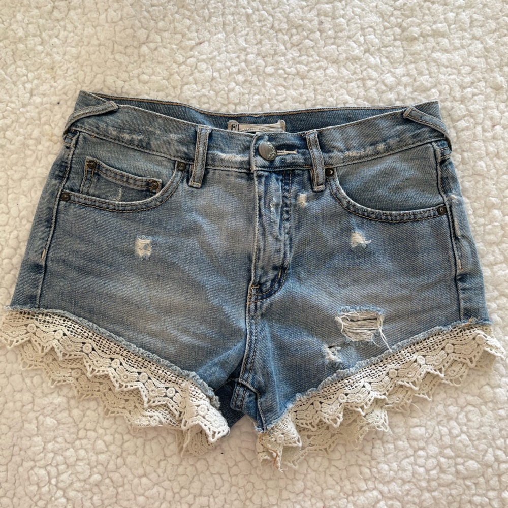 FREE PEOPLE| jean shorts